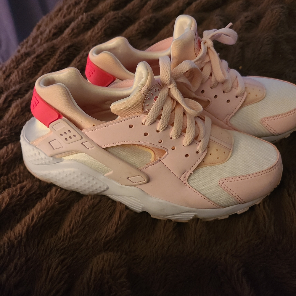 Nike Huarache Pink and Beige Sneakers